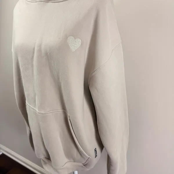 Comfrt Ways to Show Love Hoodie Sand Beige Overesized Size Small - Image 4