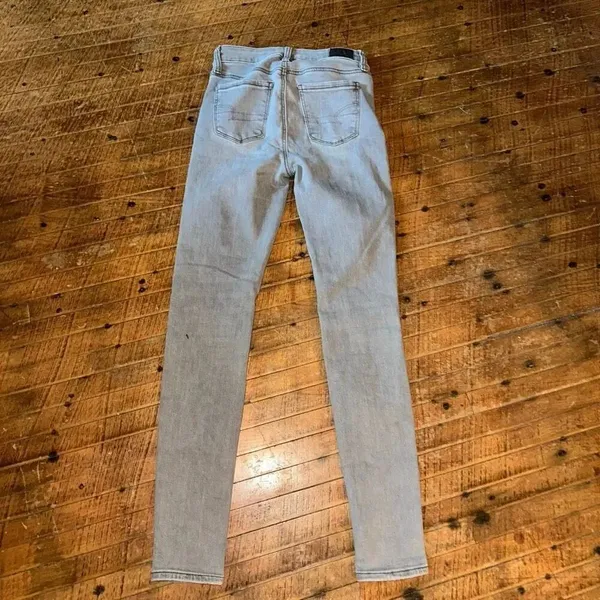 American Eagle destroyed washed gray hi-rise 00 jeggings - Image 3