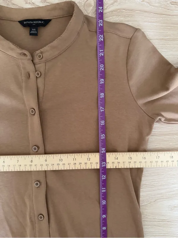Banana Republic XS Camel Tan Crew Neck Fitted Cardigan Office Work Career - Image 5