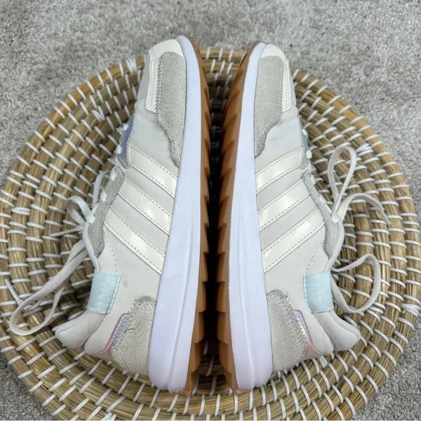 Adidas Women's Retrorun Running Shoes Sneakers GV7374 in Chalk White Size 7 - Image 8