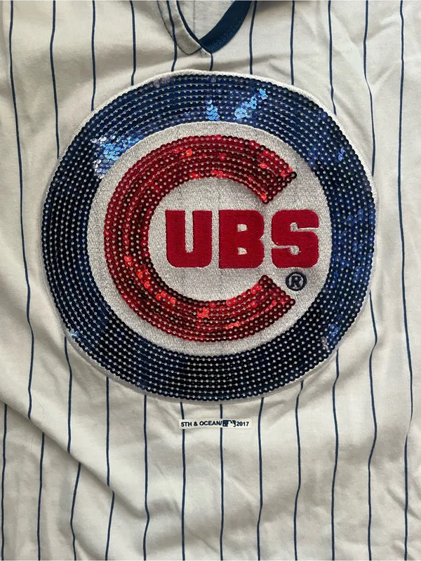 5th & Ocean White Blue Pinstripes Sequin Chicago Cubs Baseball Tee V Neck XL Top - Image 3