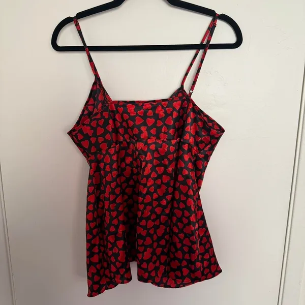 Avon Intimates VTG Red and Black Heart Pattern Camisole Tank Large - Image 4