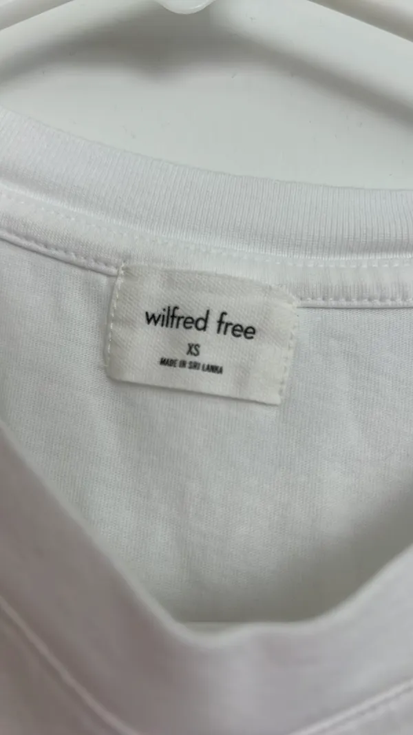 Aritzia Wilfred Free Weekend Tee - Image 3