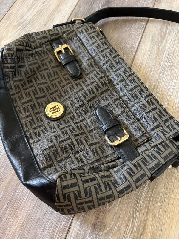 Tommy Hilfiger Vintage Brown & Black Monogram Leather Shoulder Bag - Image 3