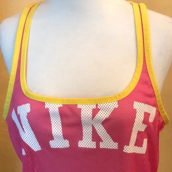 Nike top - Image 2