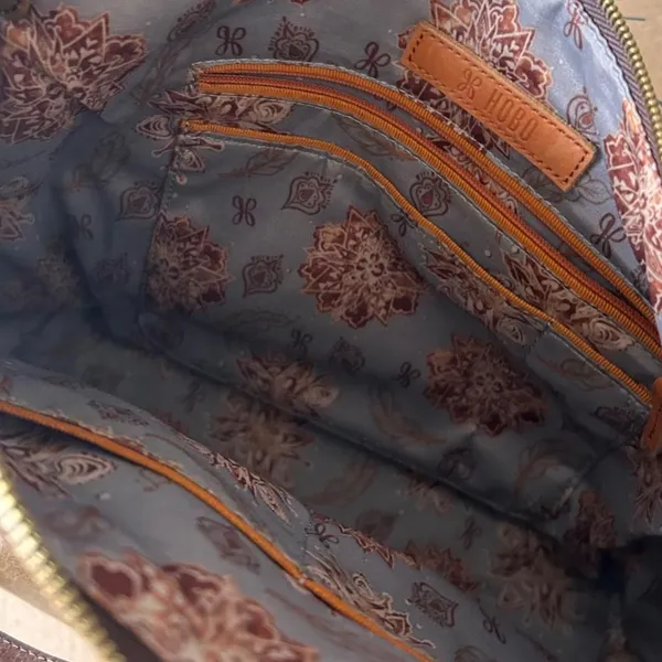 Hobo-international Women's Brown and Tan Bag - Image 6