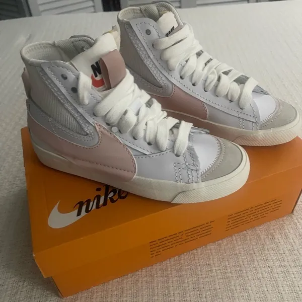 New Nike Blazer Mid 77 Jumbo Shoes - Image 5