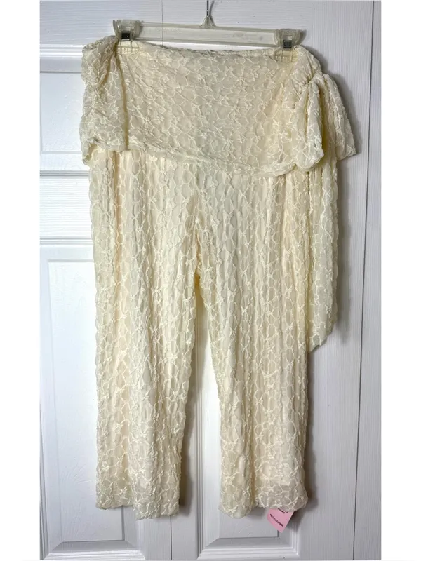 PrettyLittleThing Cream Lace Tie Knot Capri Pants Size 12 Large NWT Stretch - Image 5