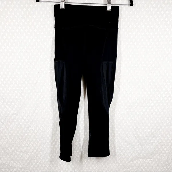 Lululemon Black Always Airy High Rise Crop‎ Leggings - Image 2