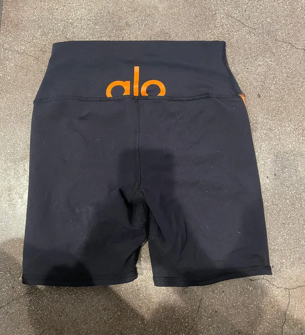 Alo Black Biker Shorts - Image 2