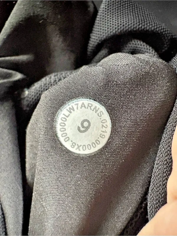 Lululemon On The Fly Short *Woven *2.5" Black - Image 3