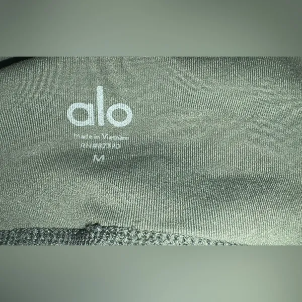 ALO Yoga women’s‎ Dark Green Leggings - Image 3