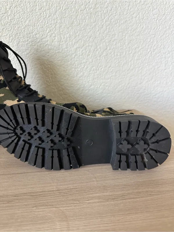 Comfort By Alexis Bendel Camo Combat Boots Green Black Grunge - Image 6