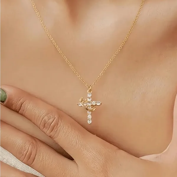 Cross Crown Zirconia Necklace - Image 5