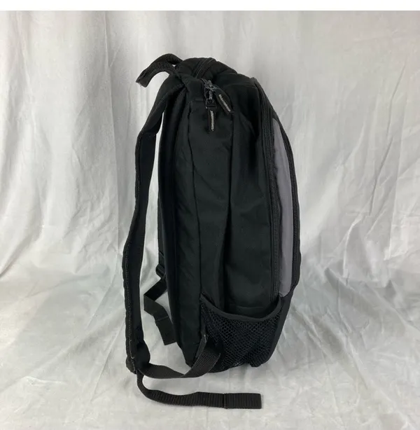 Case Logic 17" Laptop Backpack in Black, Unisex Black - Image 4