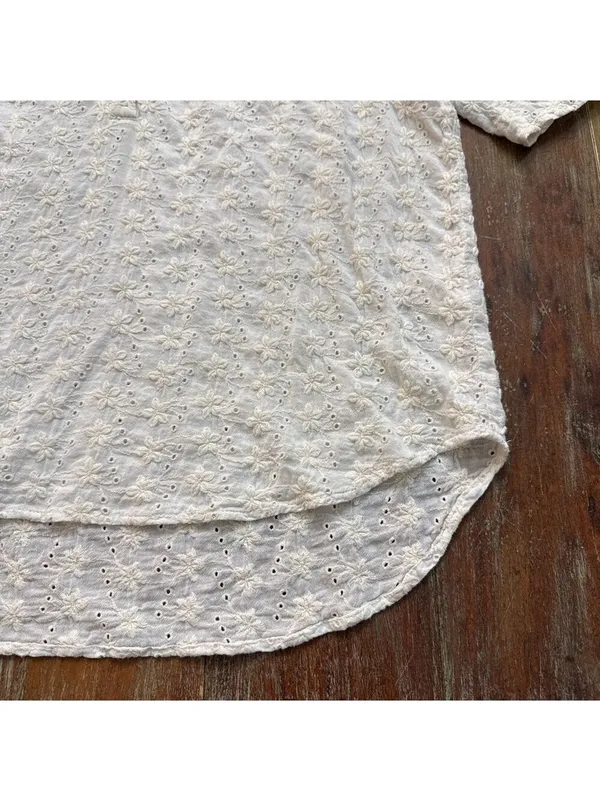 Mod Goddess White Floral Eyelet Blouse Medium Boho - Image 6