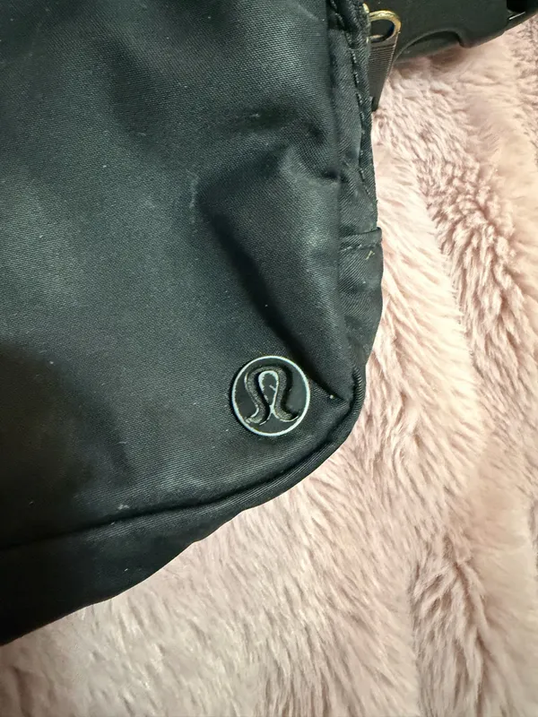 Lululemon Belt Bag - Image 2