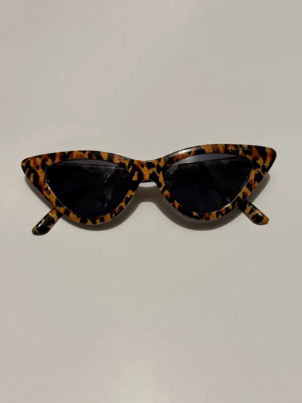 Shein Sunglasses Cat-Eye - Image 2