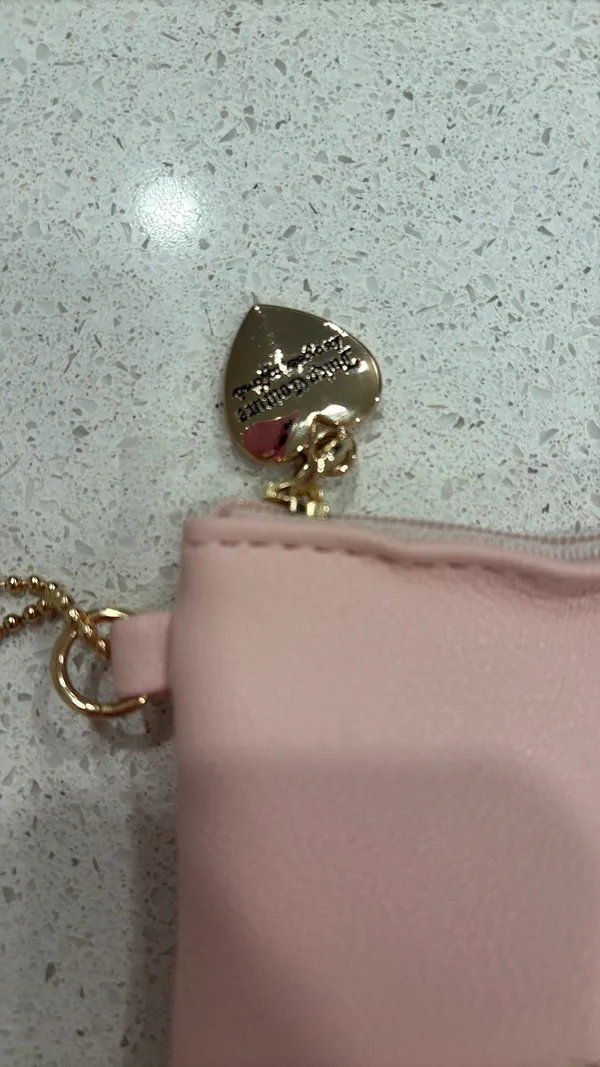 Juicy couture blush pink pouch with gold heart charm - Image 3