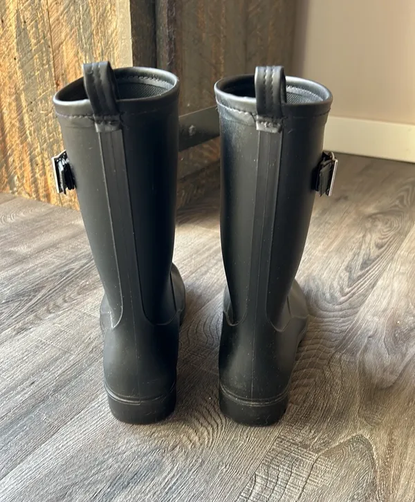 Capelli New York Rain Boots - Image 2