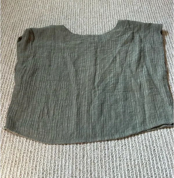 Blu Pepper Olive Green Sleeveless Linen Shift Top - Image 3