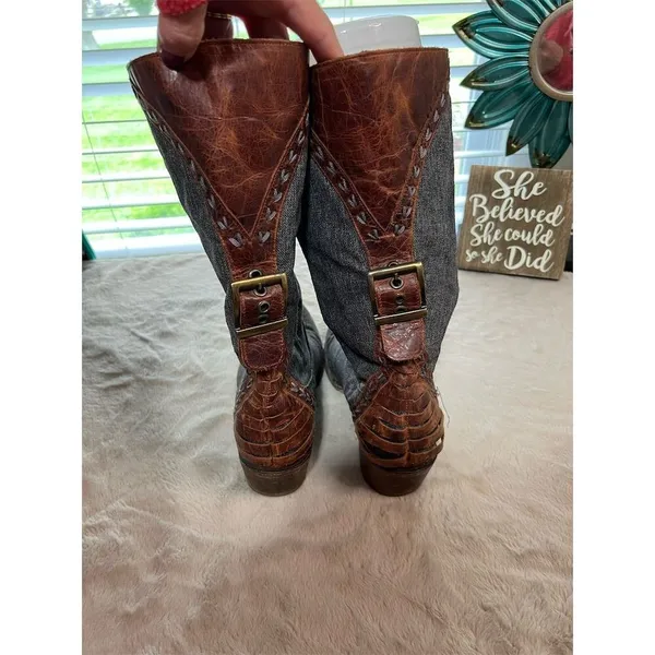 Lane Women's Western Boots Size 8 Gray Mid-Calf Block Heel Pointed Toe - Image 2