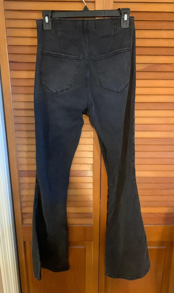 Hollister Ultra High-rise Jeans - Image 2