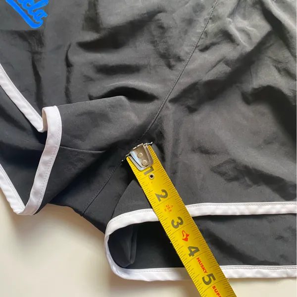 Adidas UCLA Womens Black Shorts size Large - Image 8