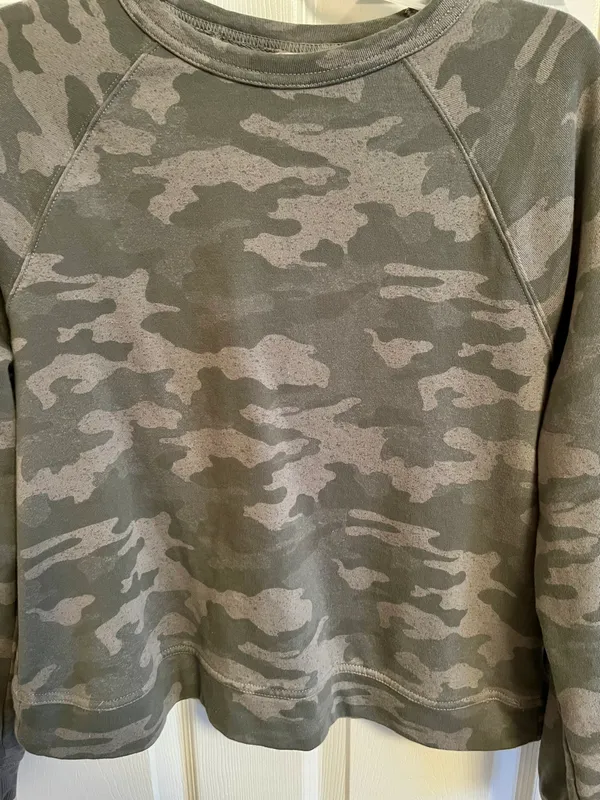 Universal Threads Pullover Sweater - Image 3