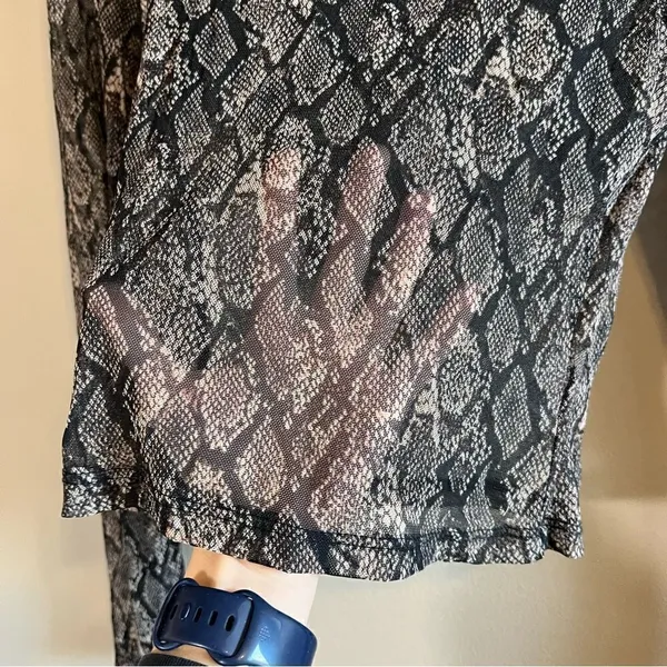 ✨ Wild Fable Black Snakeskin Sheer Top XS‎ - Image 3