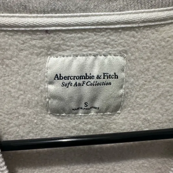 Abercrombie and Fitch Graphic Crop Crew - Image 2
