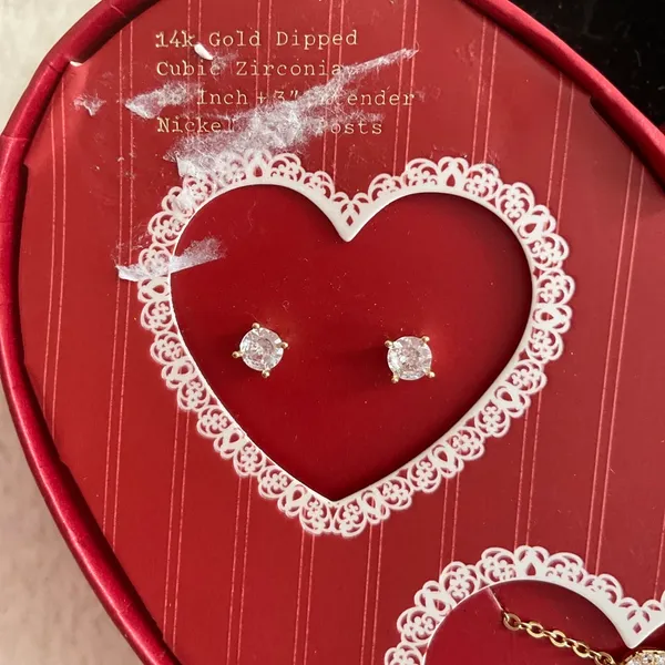 Three piece gift set Gold - Image 2