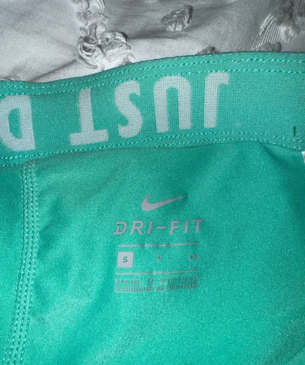 Nike Dri-Fit Running Shorts - Image 3