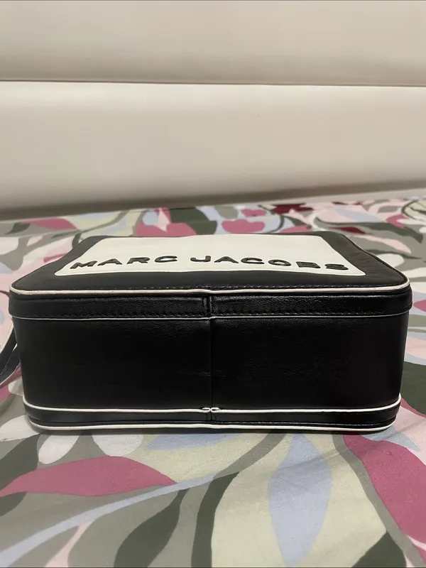 Marc Jacobs The Box 2-Way Bag - Image 5