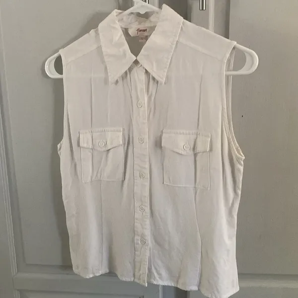 Equipment Fornari Femme Sleeveless Slim Signature rayon Shirt - Image 2