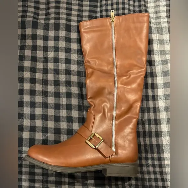 Wild Diva Mid Calf Cognac Boots - Image 4