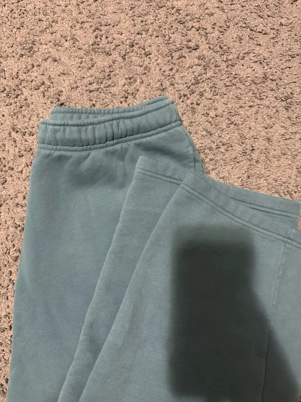 Aritzia Sweatpants TNA Cozy Fleece Mega cargo  - Image 6