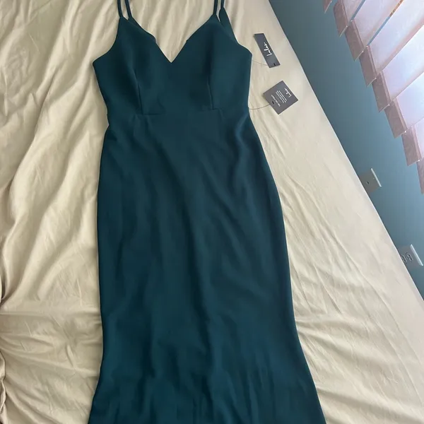 NEW Lulu’s Elegant Forest Green Evening Gown - Image 5