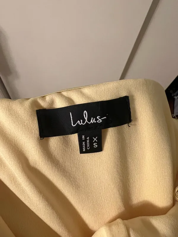 Yellow Lulus Midi Dress - Image 3