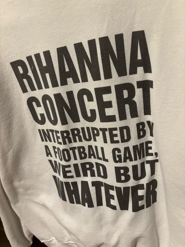 Gildan Sweatshirt - Image 4