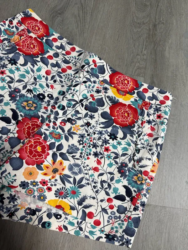 Loft floral chino shorts - Image 2
