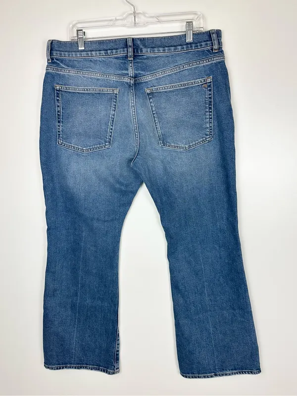 Madewell Vintage Flare Jeans - Image 4