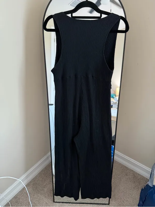 Zara Ribbed Black Sleeveless Jumpsuit with Ruffle Detail - Image 6