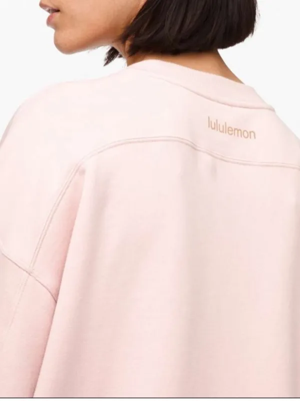 Lululemon Perfectly Oversized Crew
Pink Bliss sweatshirt small - Image 2