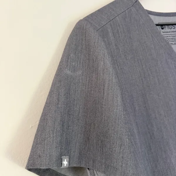 Figs Catarina One Pocket Scrub Top Graphite Grey Women’s Size Medium Nurse - Image 8