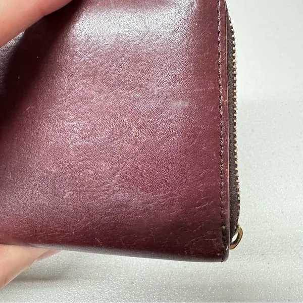 Fossil Burgundy Leather Full Zip Wallet Damaged Vintage - Image 2