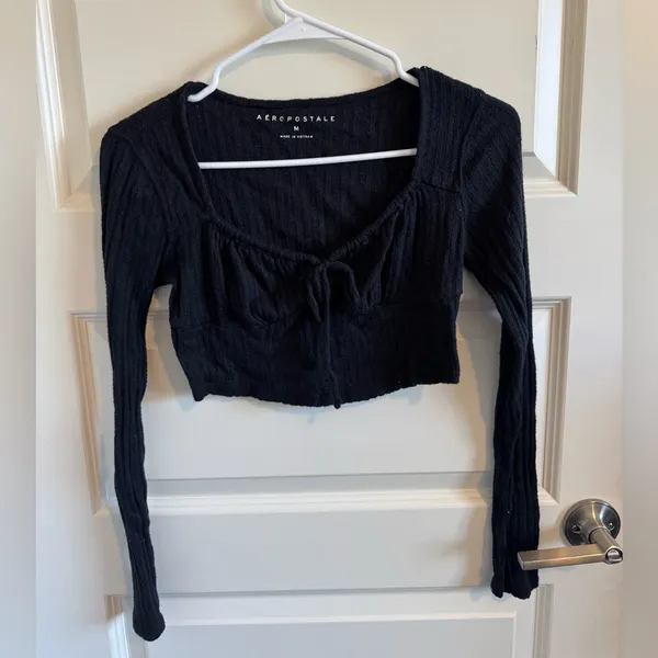 Aeropostale Black Long-Sleeve Crop Top - Image 2