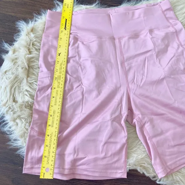 NWOT Light Pink Lilac Bike Short Workout Athleisure Size XXL - Image 5