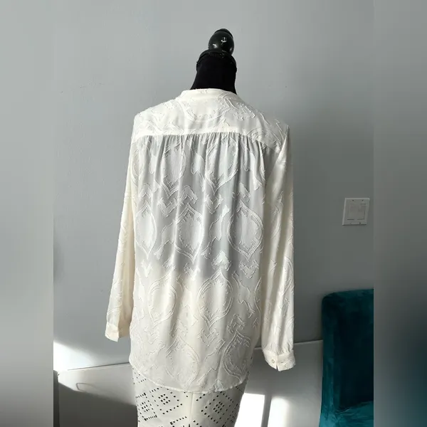 Elegant LOFT blouse🌷🌷 - Image 5