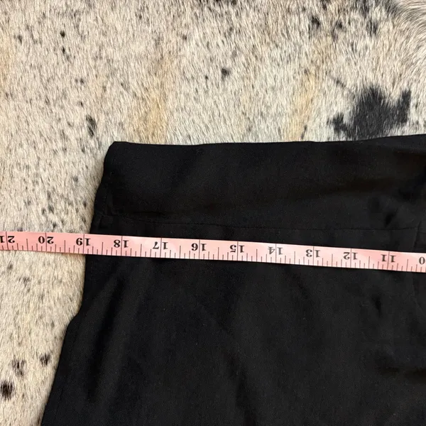 REFORMATION Black Reign Top along Sleeve Smock Back‎ Size 6 - Image 7
